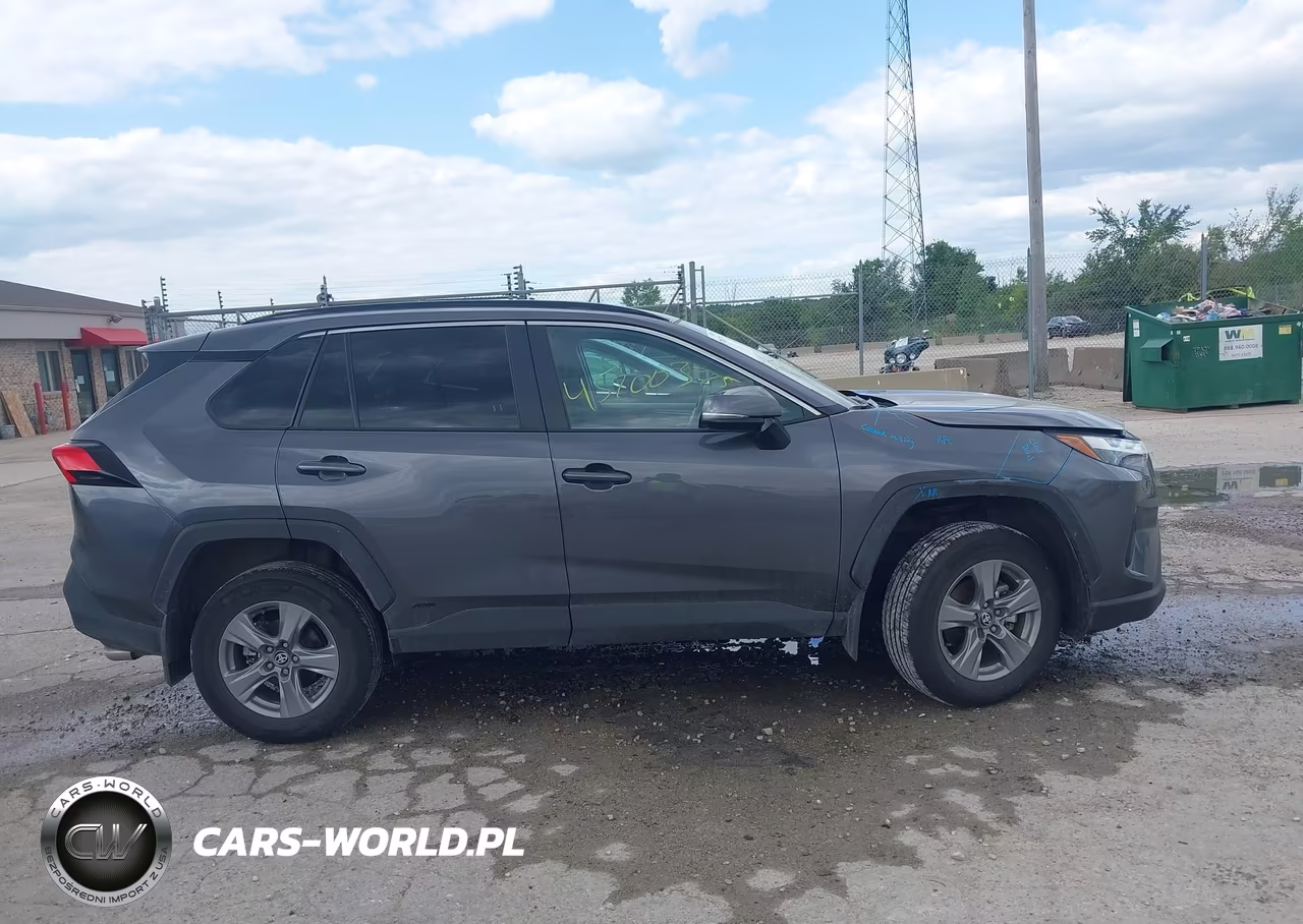 2025 Toyota Rav4 Hybrid Xle VIN:4T3RWRFV3SU208420 - 13