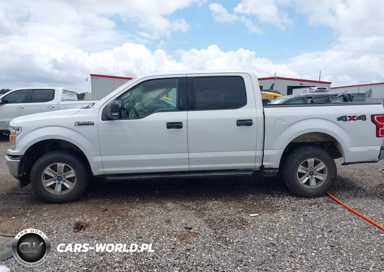 2018 Ford F-150 Xlt VIN:1FTEW1EP8JKF31582 - 15