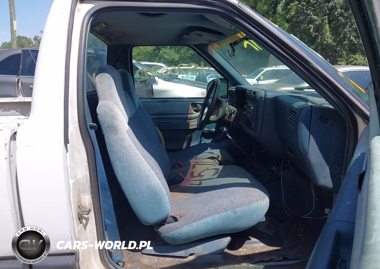 1995 Chevrolet S Truck S10 VIN:1GCCS1445S8151205 - 5