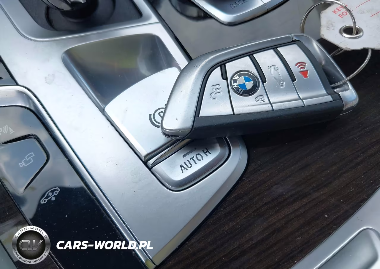 2020 BMW 740I xDrive VIN:WBA7T4C04LGG62720 - 11
