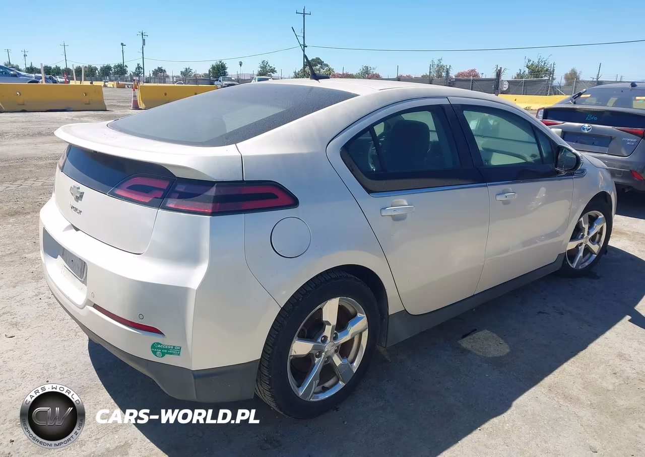 2013 Chevrolet Volt VIN:1G1RH6E48DU146040 - 4