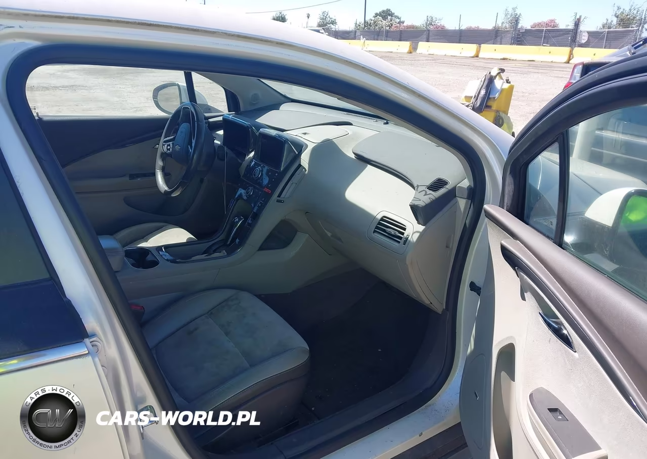 2013 Chevrolet Volt VIN:1G1RH6E48DU146040 - 5