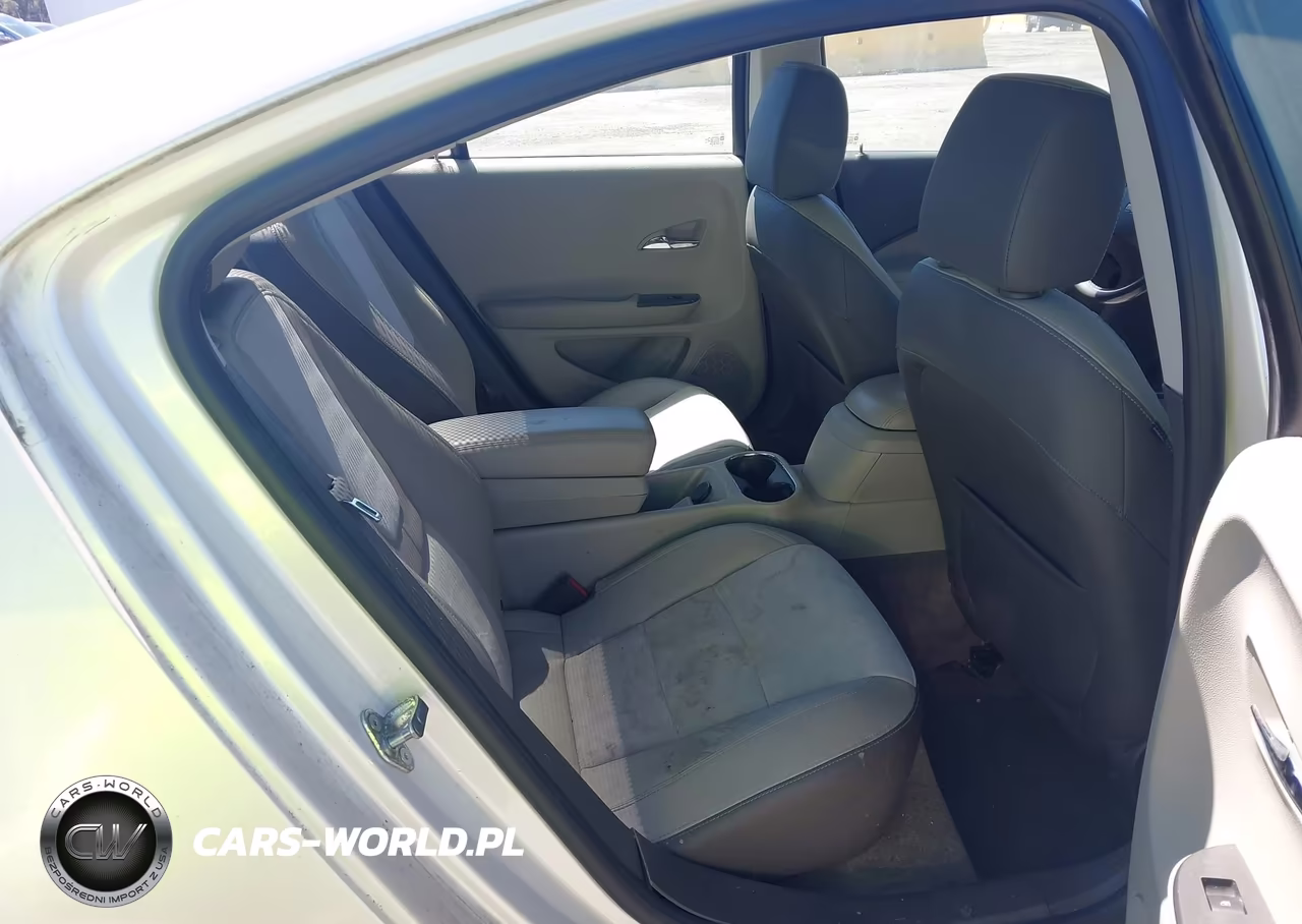 2013 Chevrolet Volt VIN:1G1RH6E48DU146040 - 8