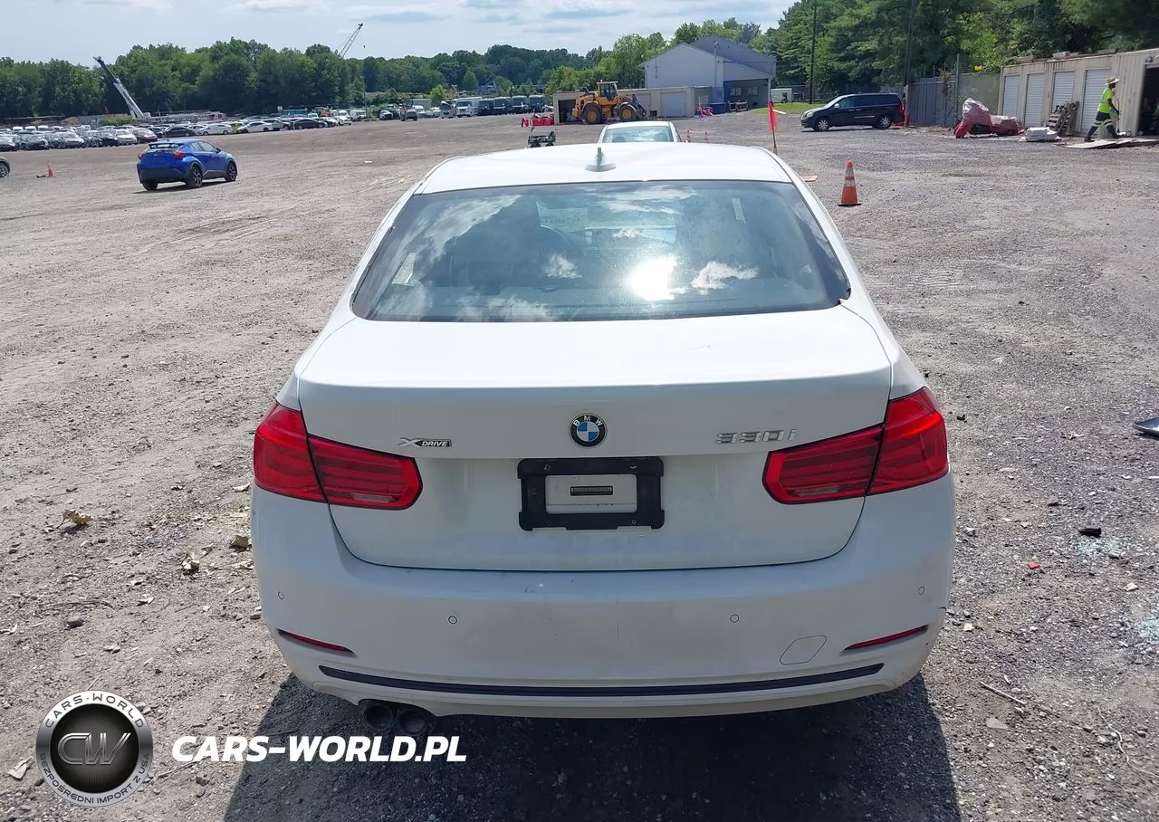 2017 BMW 330I xDrive VIN:WBA8D9G59HNU58659 - 16