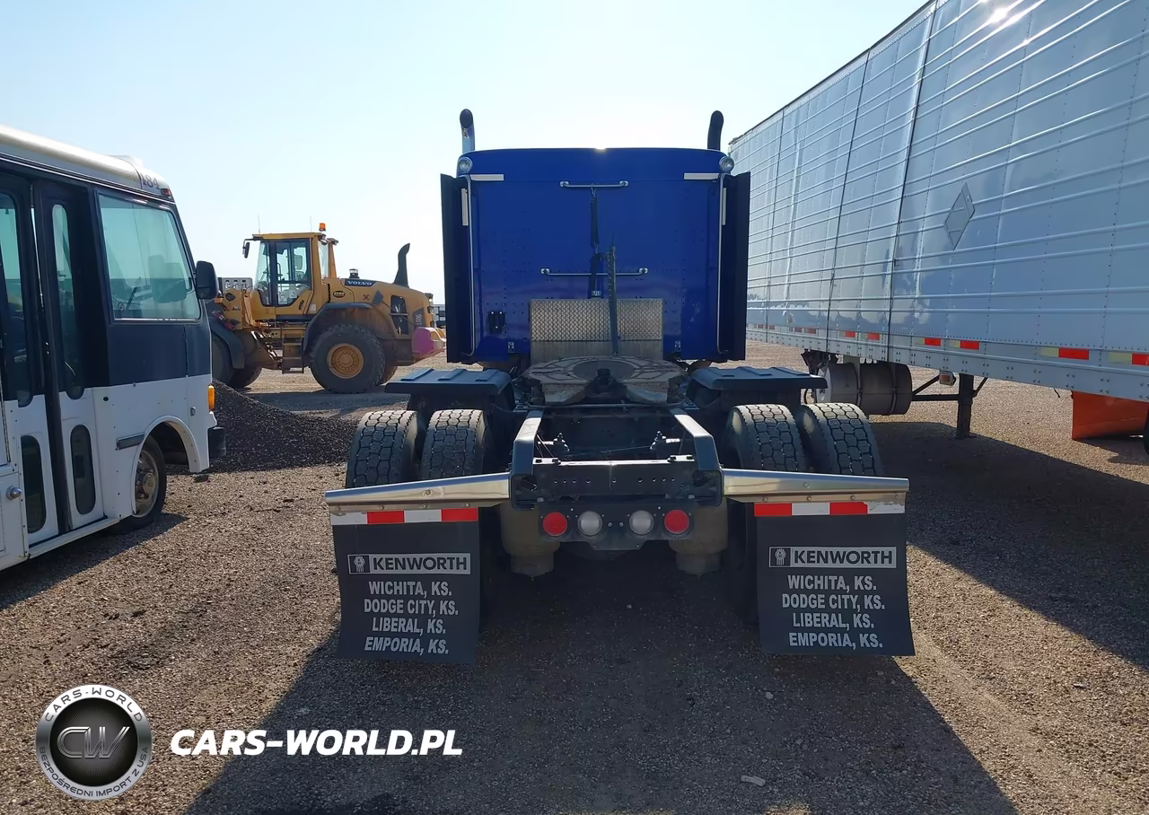 2023 Kenworth T680 VIN:1XKYDP9X4PJ258773 - 15