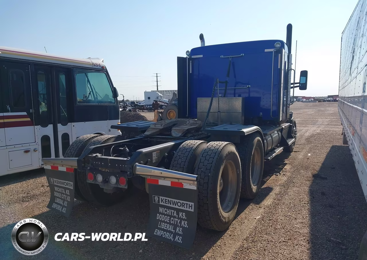 2023 Kenworth T680 VIN:1XKYDP9X4PJ258773 - 4