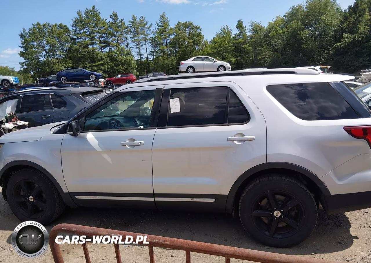 2016 Ford Explorer Xlt VIN:1FM5K8D8XGGC28552 - 14