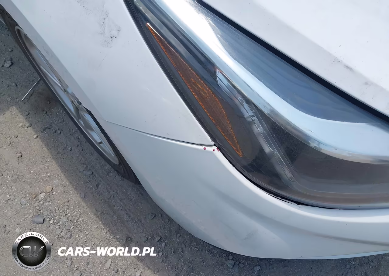 CHEVROLET CRUZE VIN:1G1BC5SM0J7137213 - 6