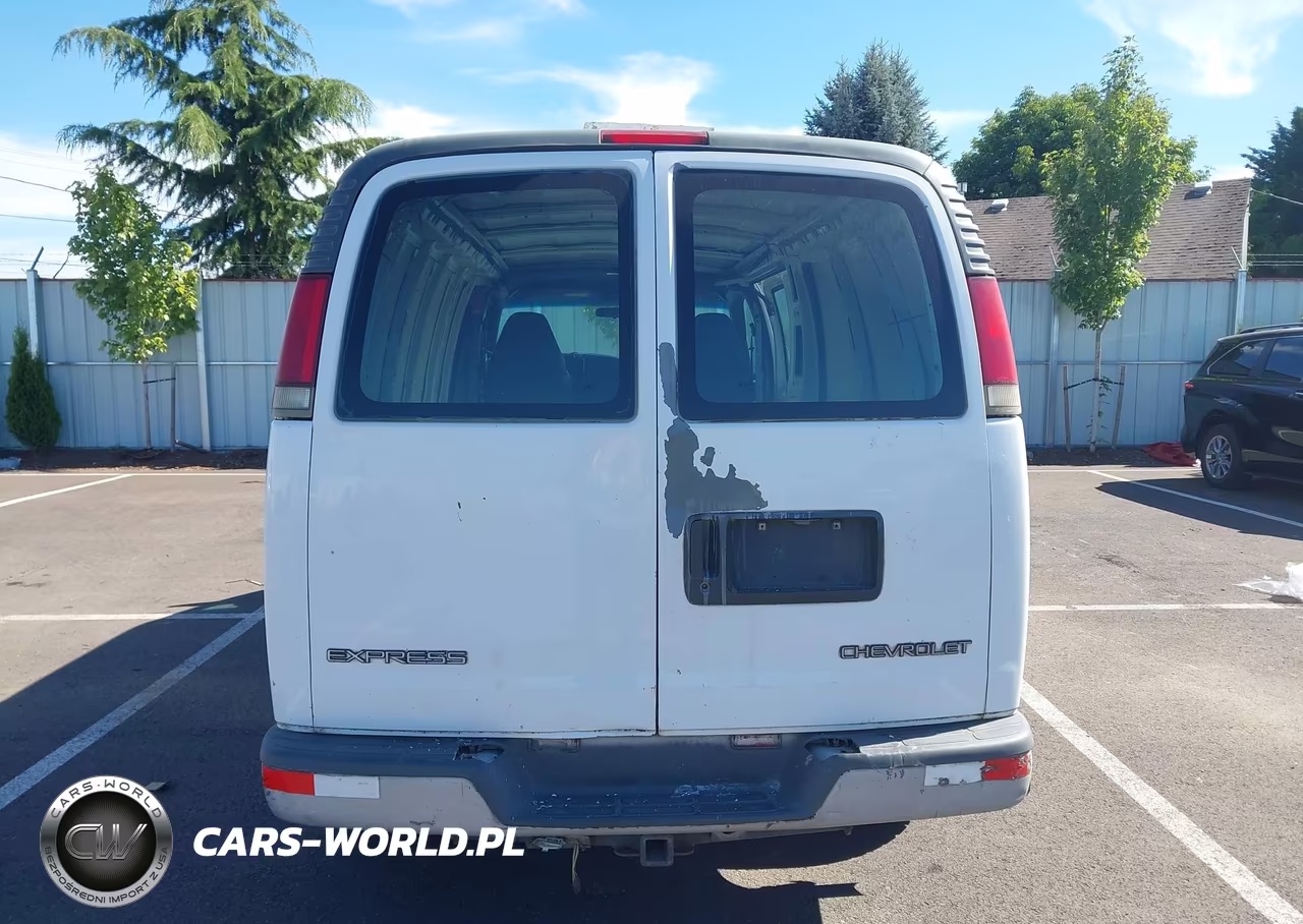 1999 Chevrolet Express Cargo Van VIN:1GCHG39J3X1118026 - 16
