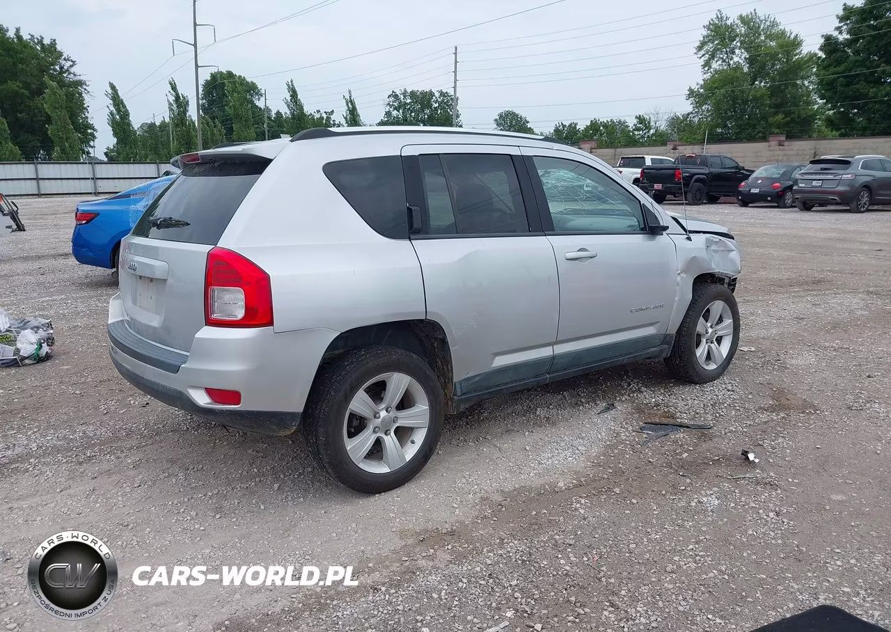2011 Jeep Compass VIN:1J4NF1FB5BD248396 - 4