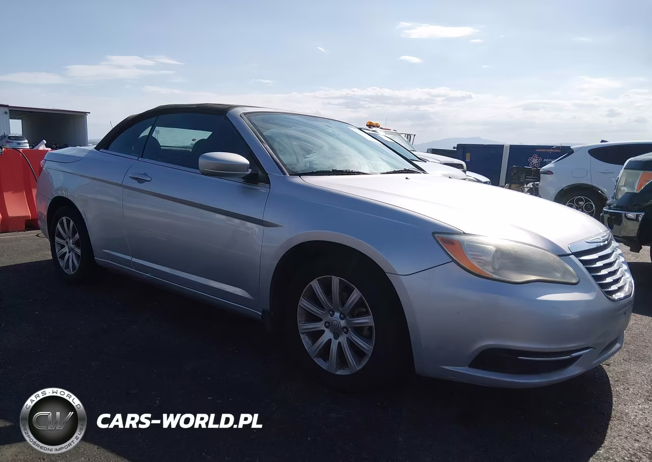 2011 Chrysler 200 Touring
