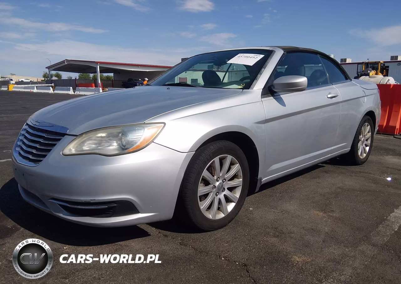 2011 Chrysler 200 Touring VIN:1C3BC2EB5BN532487 - 2