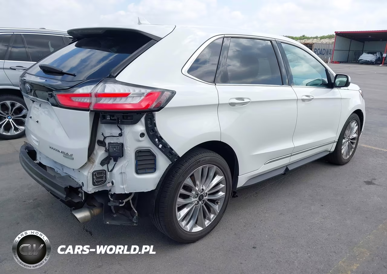 2020 Ford Edge Titanium VIN:2FMPK3K91LBA10962 - 4