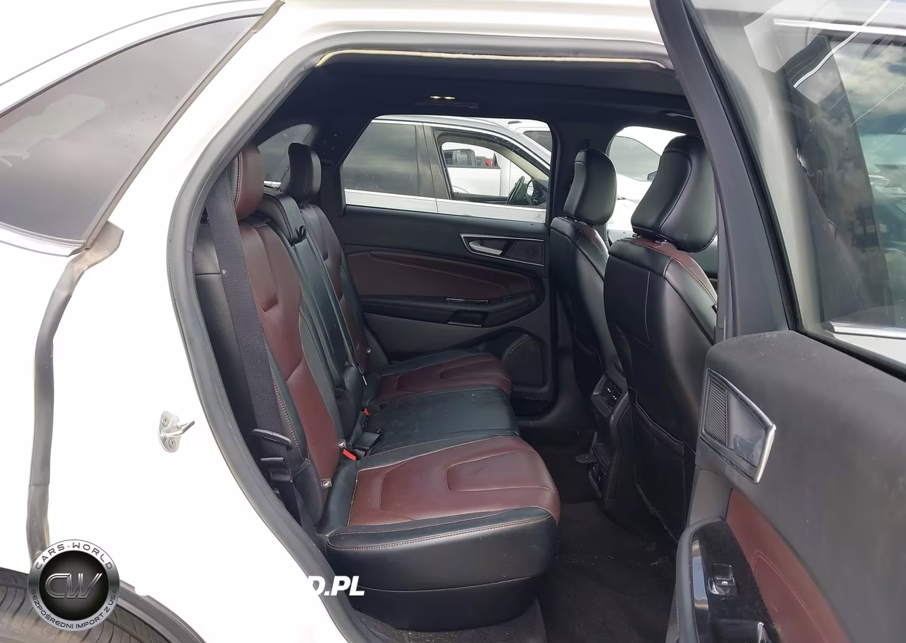 2020 Ford Edge Titanium VIN:2FMPK3K91LBA10962 - 8