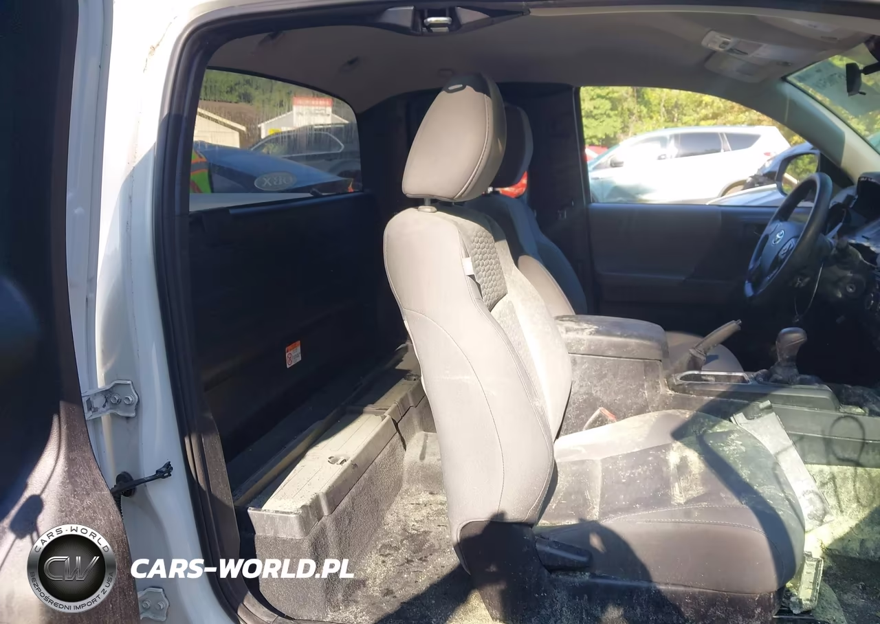 2019 Toyota Tacoma Sr VIN:5TFSX5EN6KX069565 - 8