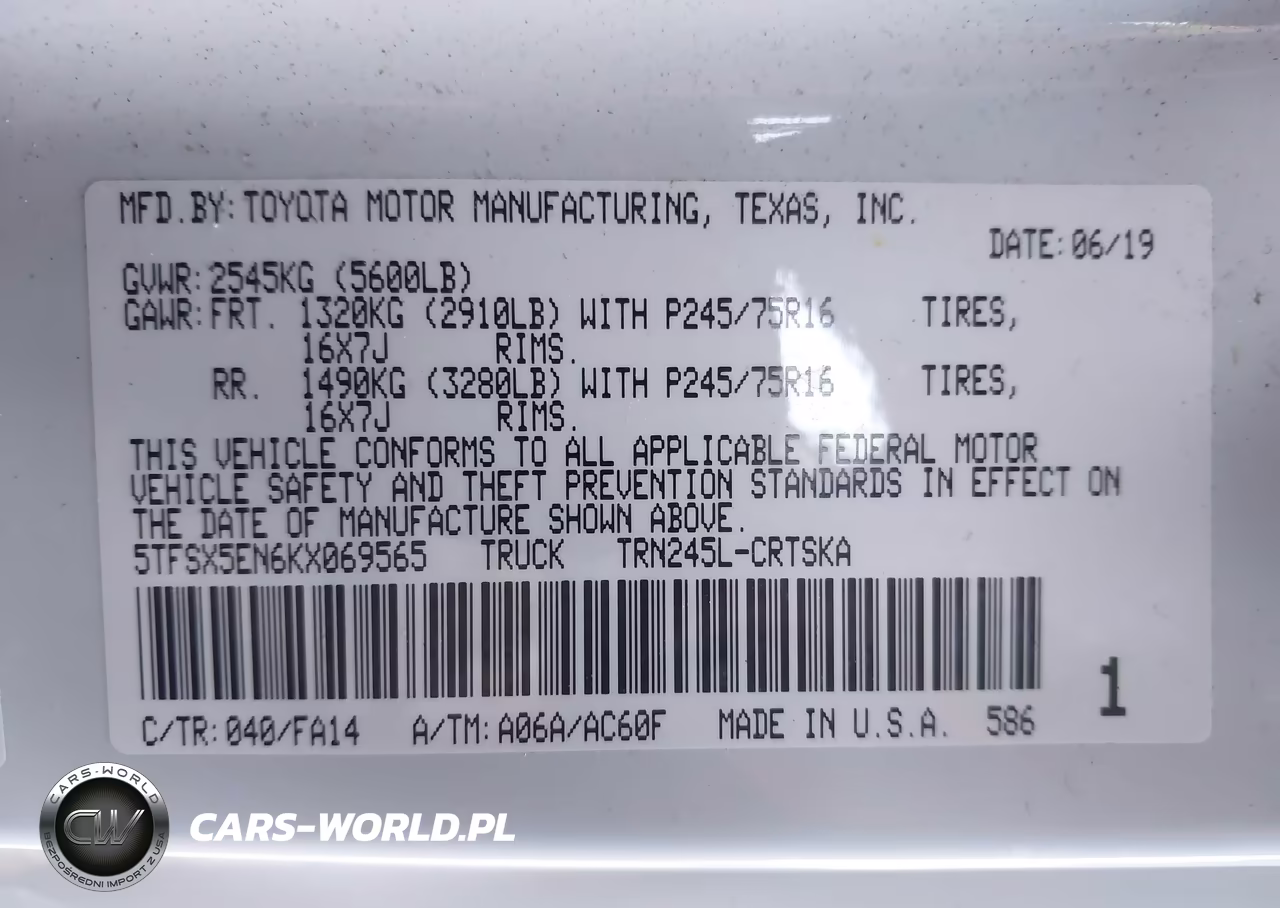 2019 Toyota Tacoma Sr VIN:5TFSX5EN6KX069565 - 9