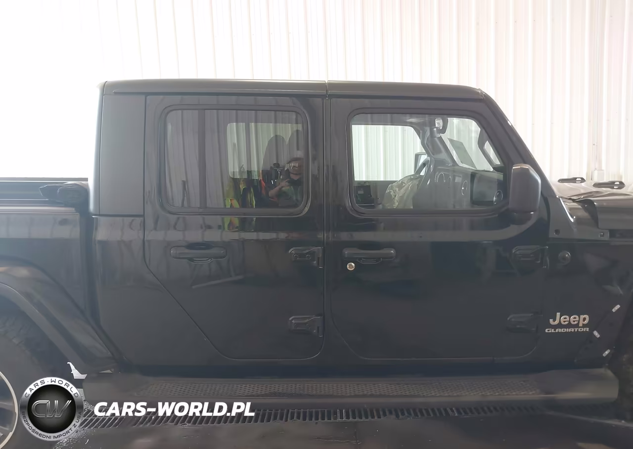 2021 Jeep Gladiator Overland 4X4 VIN:1C6HJTFG4ML500664 - 14