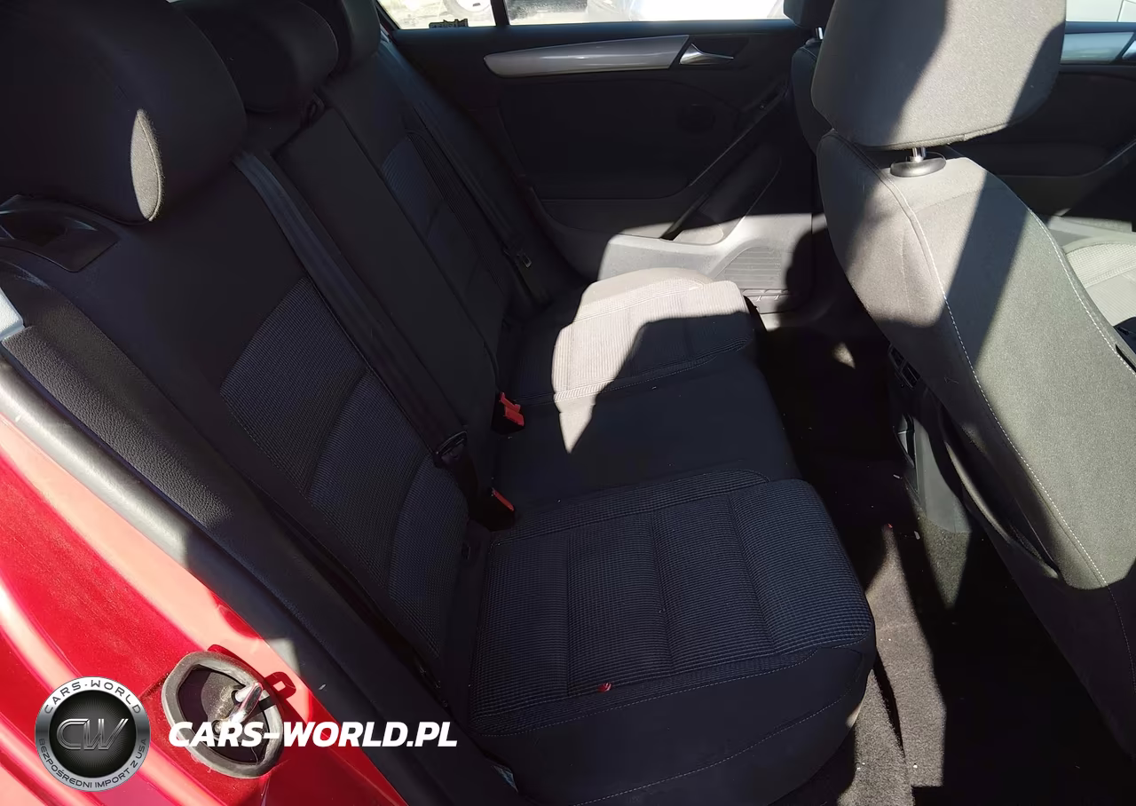2013 Volkswagen Golf 2.5L 4-Door VIN:WVWDB7AJ1DW141450 - 8