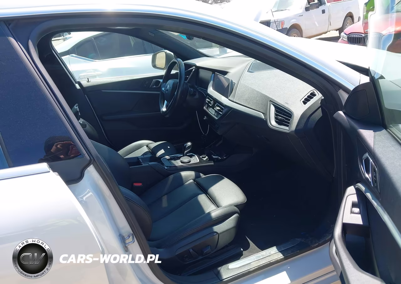 2023 BMW 228 Gran Coupe I Sdrive VIN:WBA53AK08P7M37534 - 5