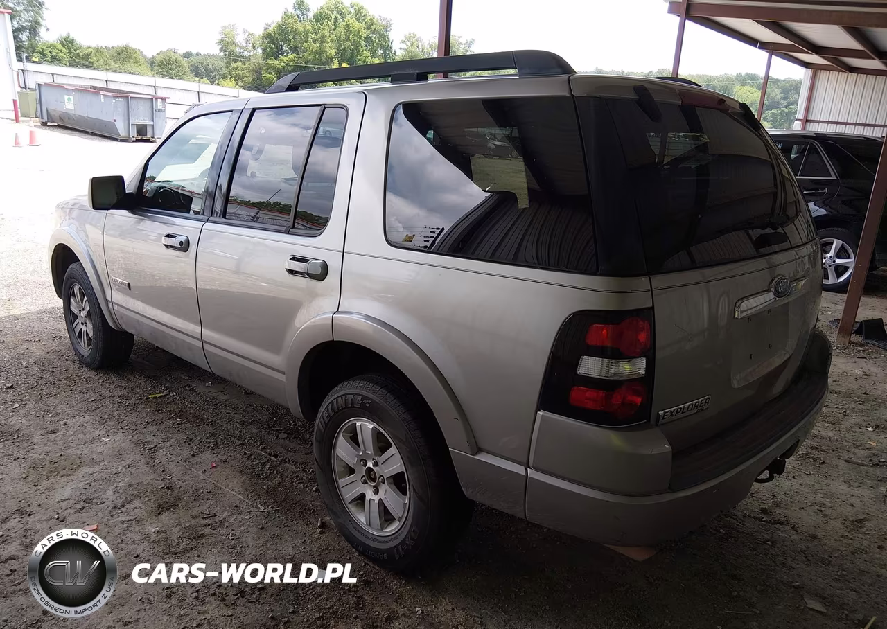 2008 Ford Explorer Xlt VIN:1FMEU63E38UA11269 - 3