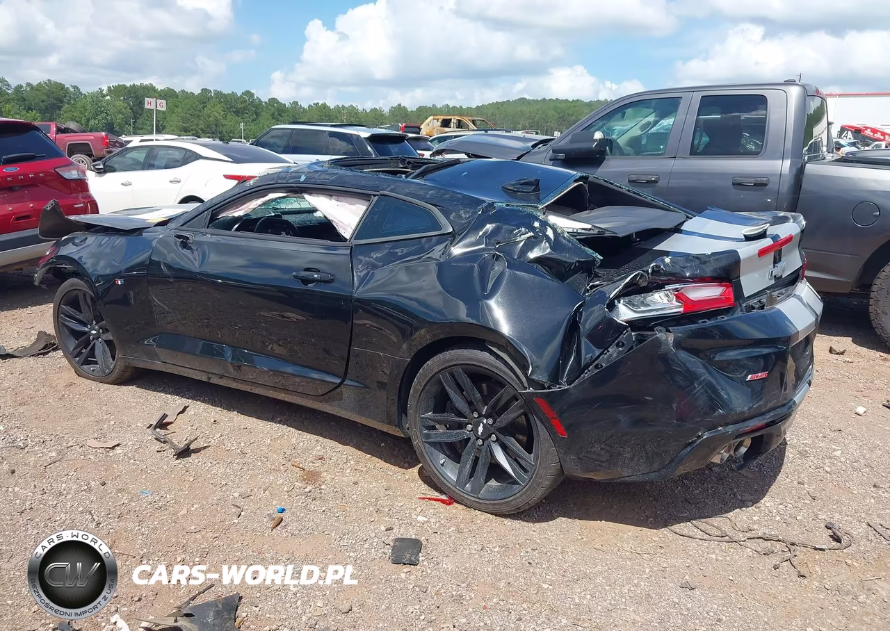 2016 Chevrolet Camaro 1Ss VIN:1G1FE1R74G0139505 - 3