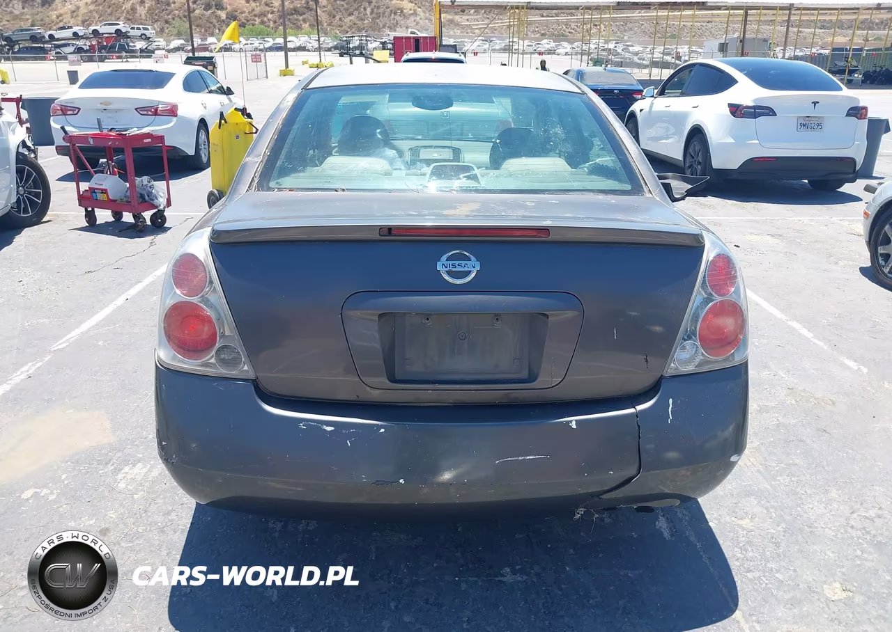 2005 Nissan Altima VIN:IN4AL11D75C306742 - 16