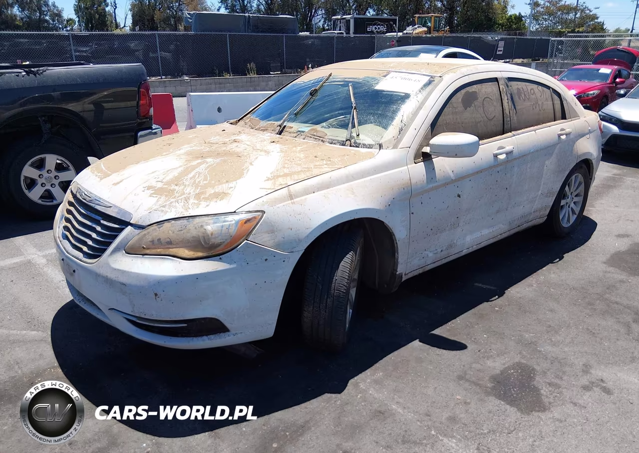 2013 Chrysler 200 Touring VIN:1C3CCBBB5DN639809 - 6
