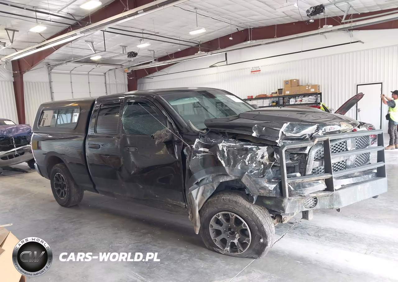 2015 Ram 1500 Express VIN:1C6RR7FG1FS631645 - 14