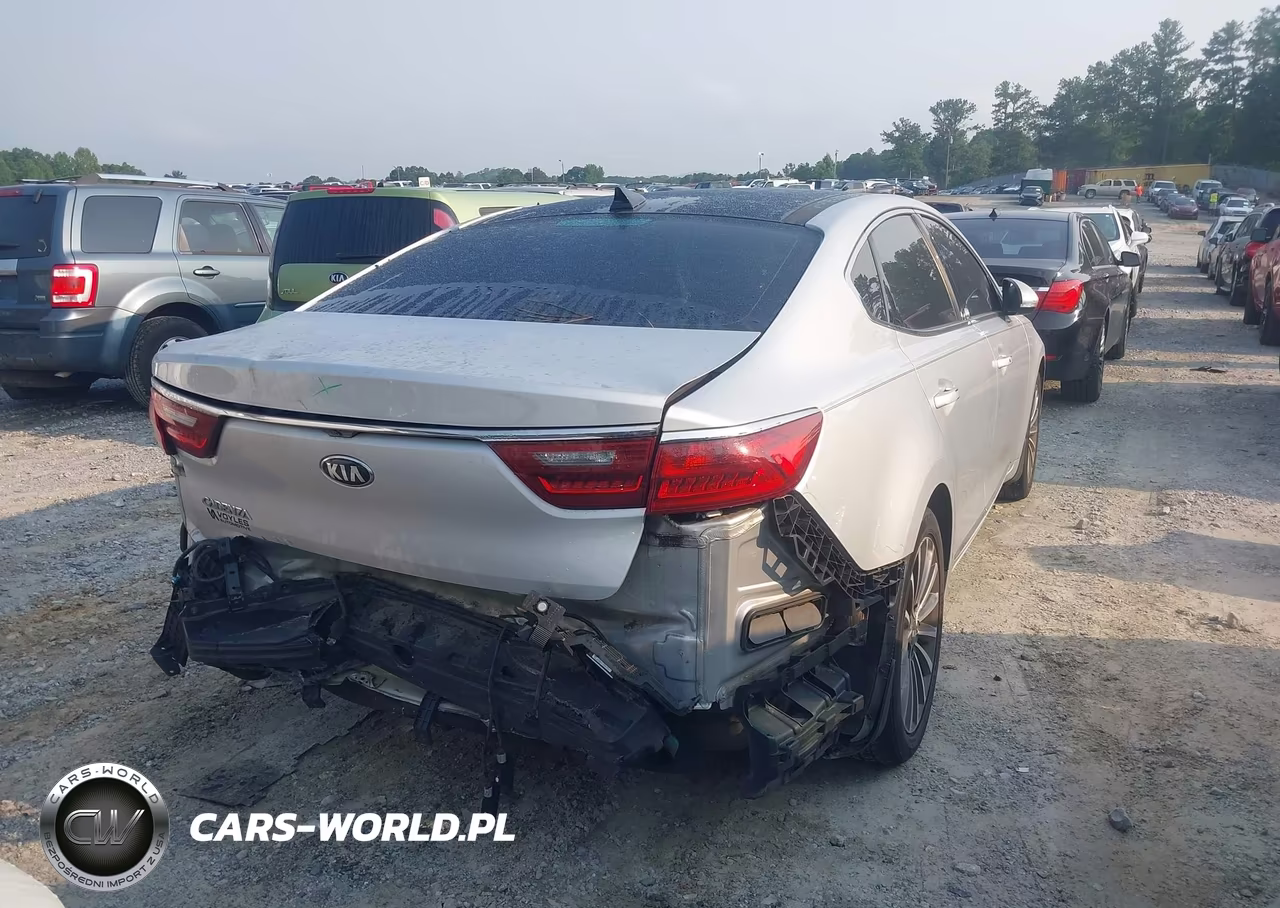 2017 Kia Cadenza Premium VIN:KNALC4J16H5049072 - 4