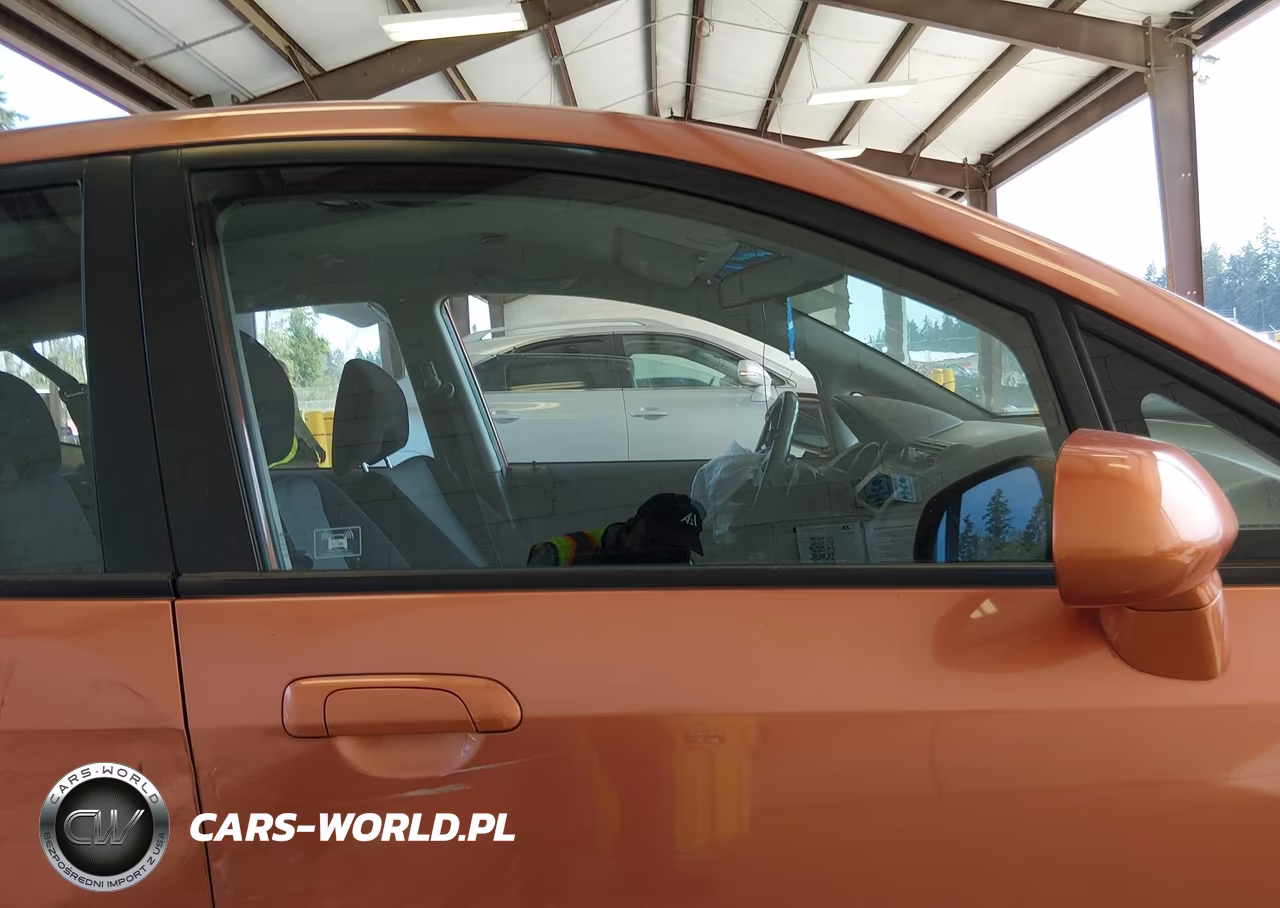 2008 Honda Fit Sport VIN:JHMGD38638S051164 - 14