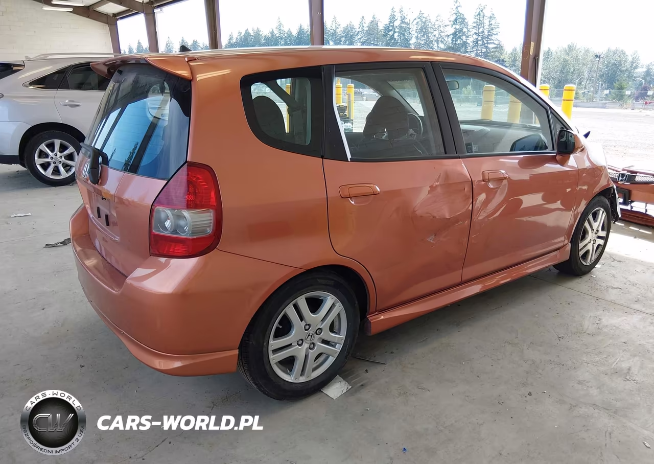 2008 Honda Fit Sport VIN:JHMGD38638S051164 - 4