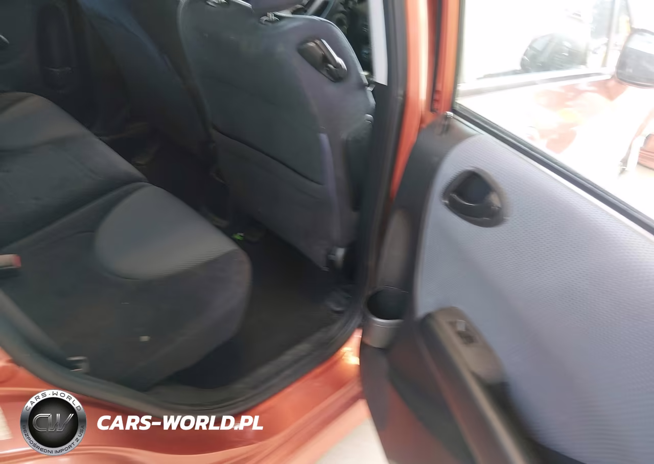 2008 Honda Fit Sport VIN:JHMGD38638S051164 - 8