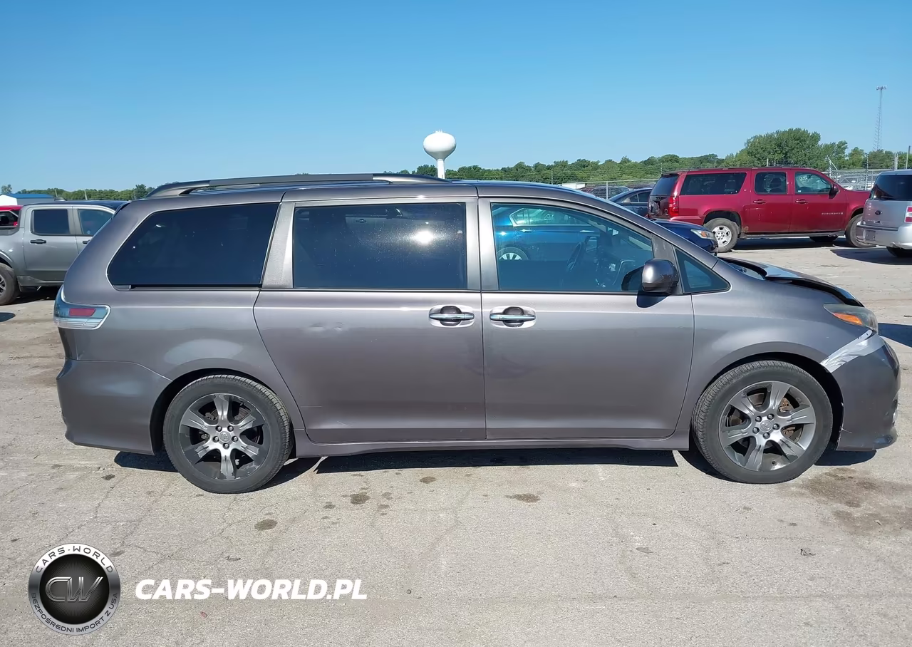 2015 Toyota Sienna Se 8 Passenger VIN:5TDXK3DCXFS543179 - 13