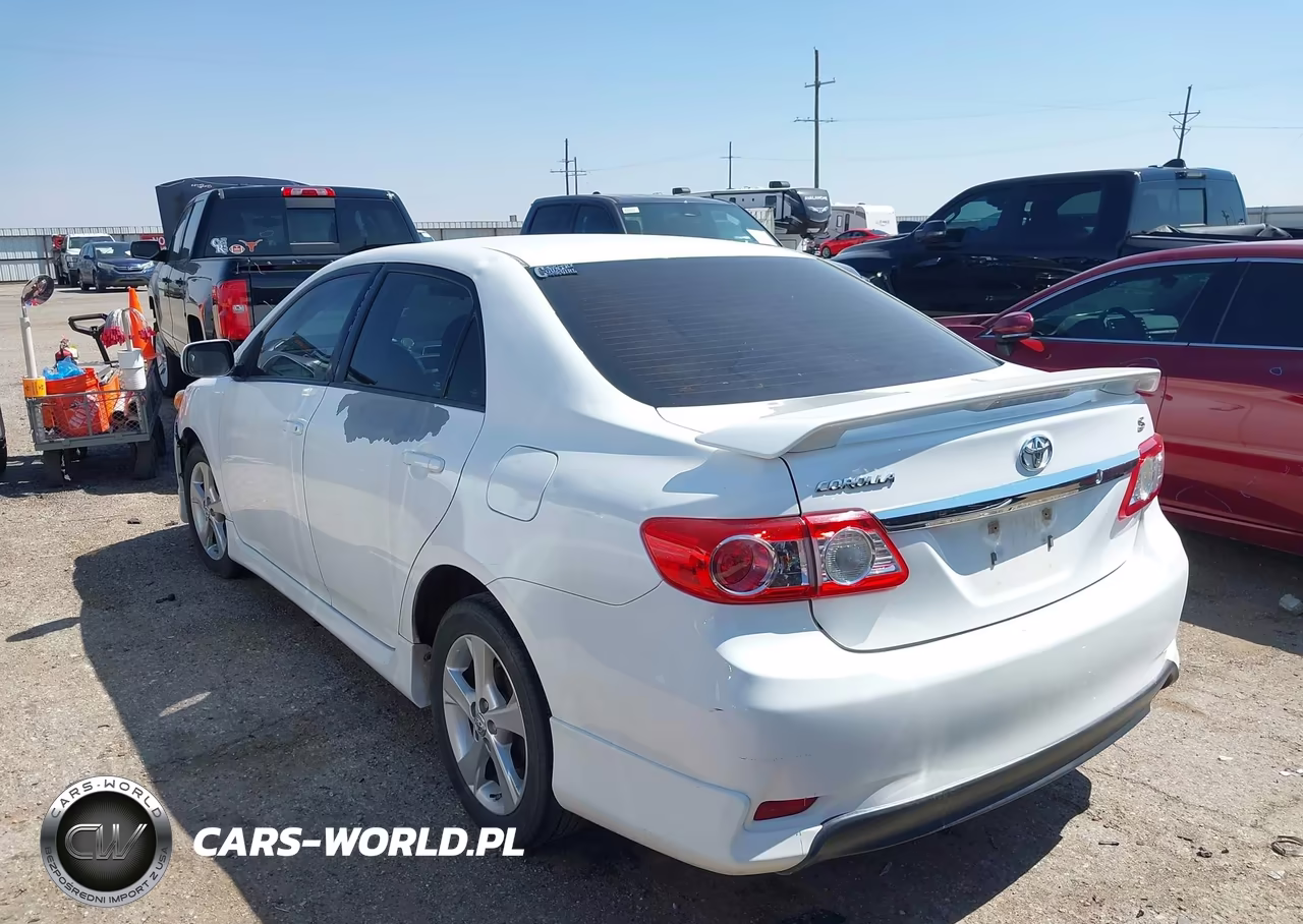 2013 Toyota Corolla S VIN:5YFBU4EE8DP125722 - 3