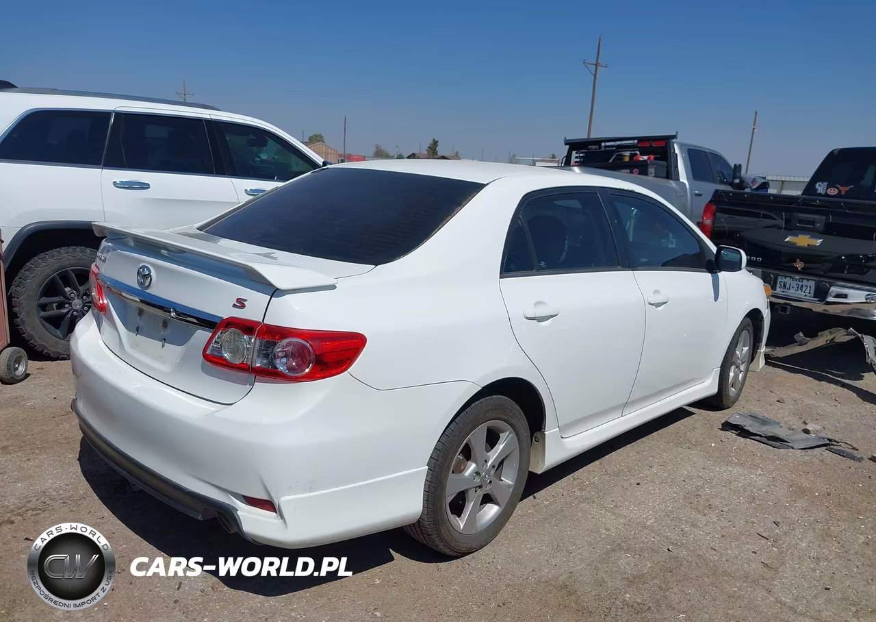 2013 Toyota Corolla S VIN:5YFBU4EE8DP125722 - 4