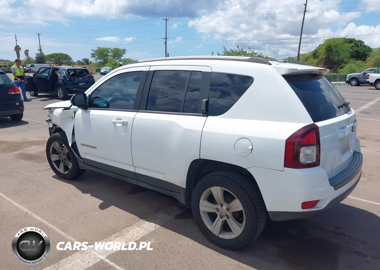 2016 Jeep Compass Sport VIN:1C4NJCBA1GD560297 - 3
