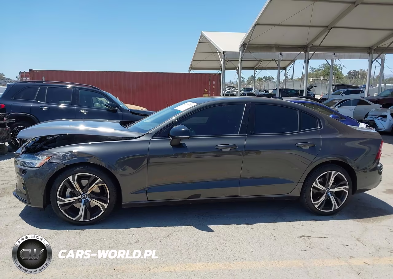 2024 Volvo S60 B5 Plus Dark Theme VIN:7JRL12FL1RG326967 - 14