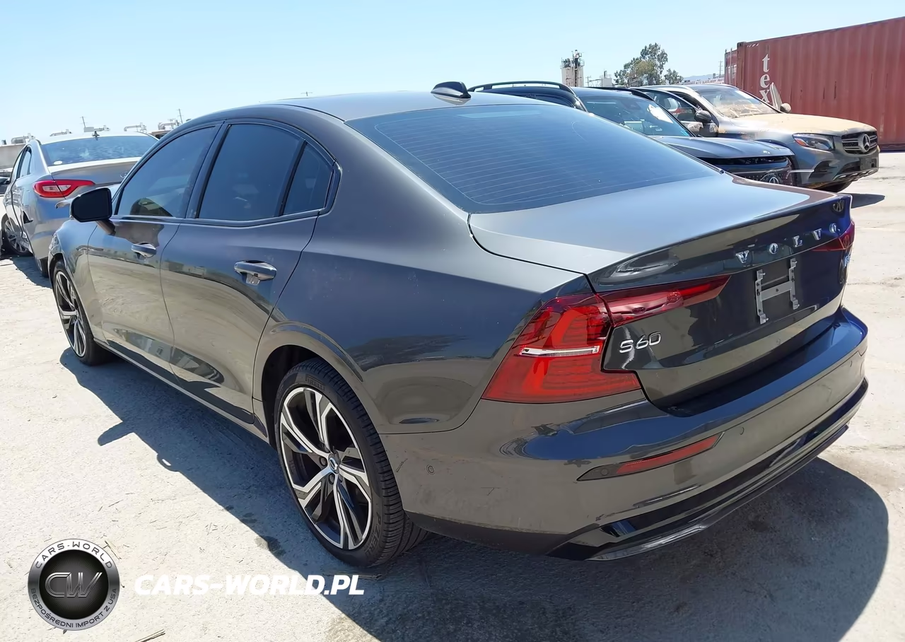 2024 Volvo S60 B5 Plus Dark Theme VIN:7JRL12FL1RG326967 - 3