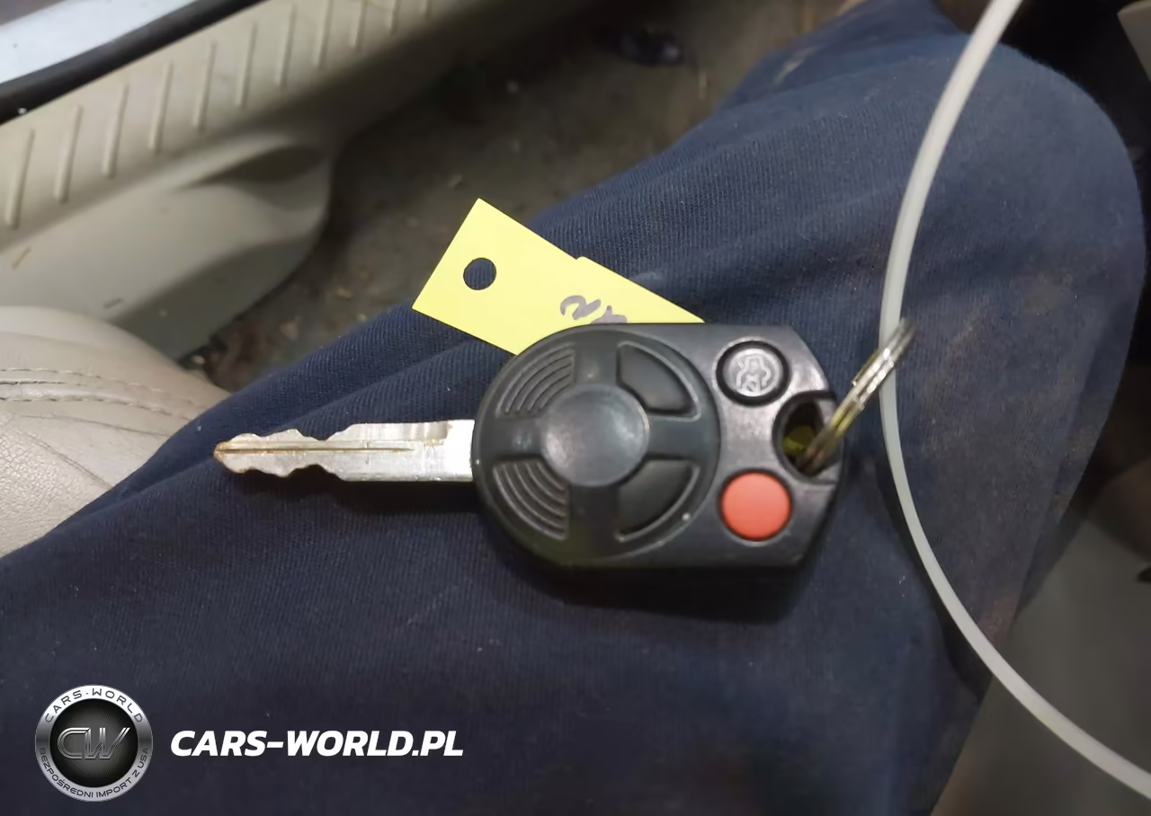 2008 Ford Escape Hybrid VIN:1FMCU59H58KD39355 - 11