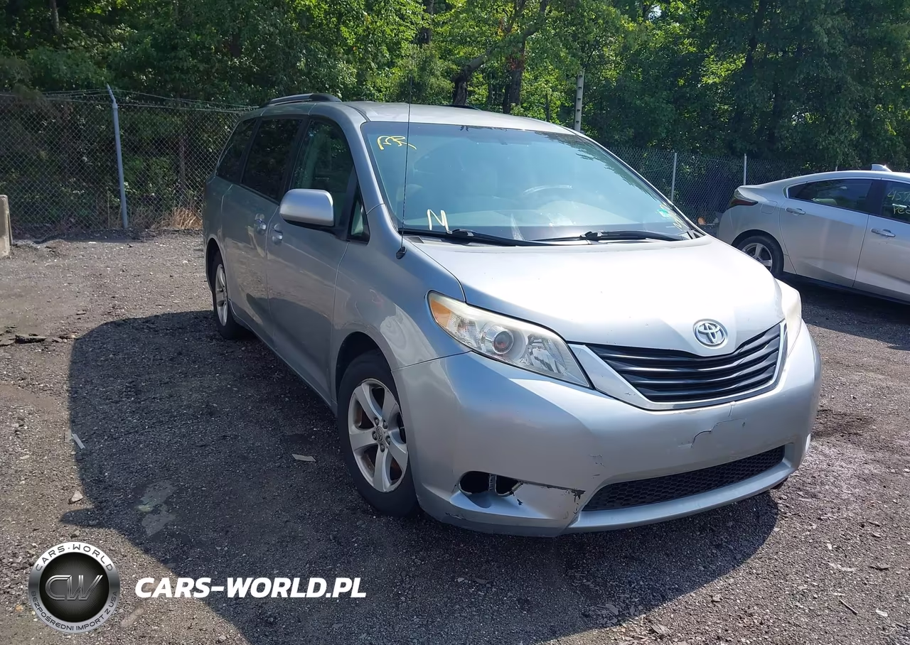 2011 Toyota Sienna Le V6 VIN:5TDKK3DC5BS078282 - 1
