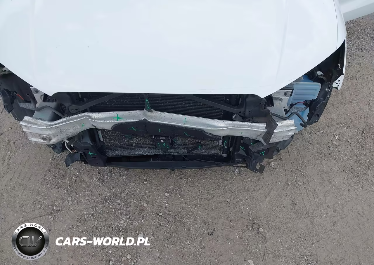 2018 Audi A3 2.0T Premium-2.0T Tech Premium VIN:WAUAUGFF8J1089175 - 6