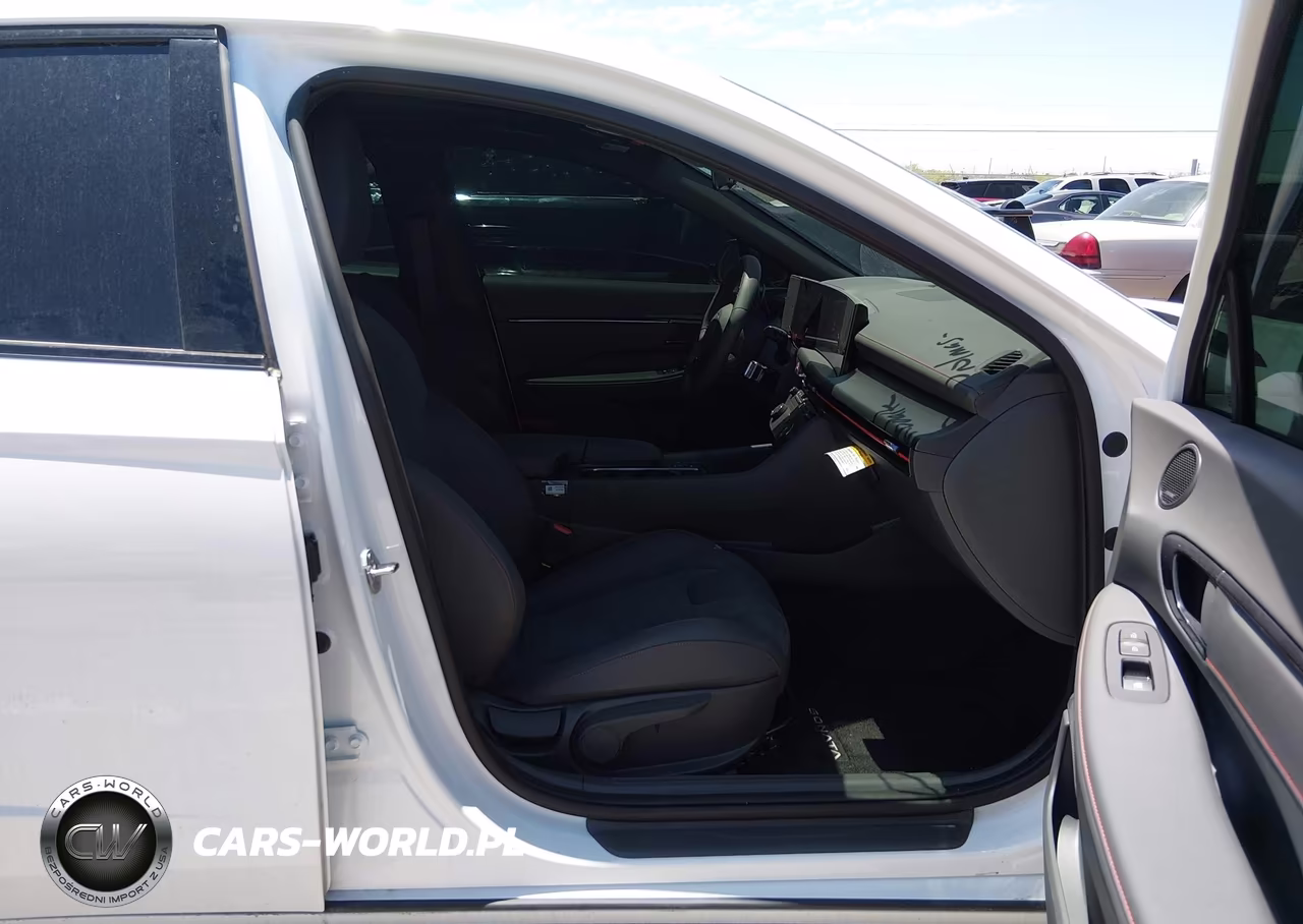 2026 Hyundai Sonata N Line VIN:KMHL54JC2TA586225 - 5