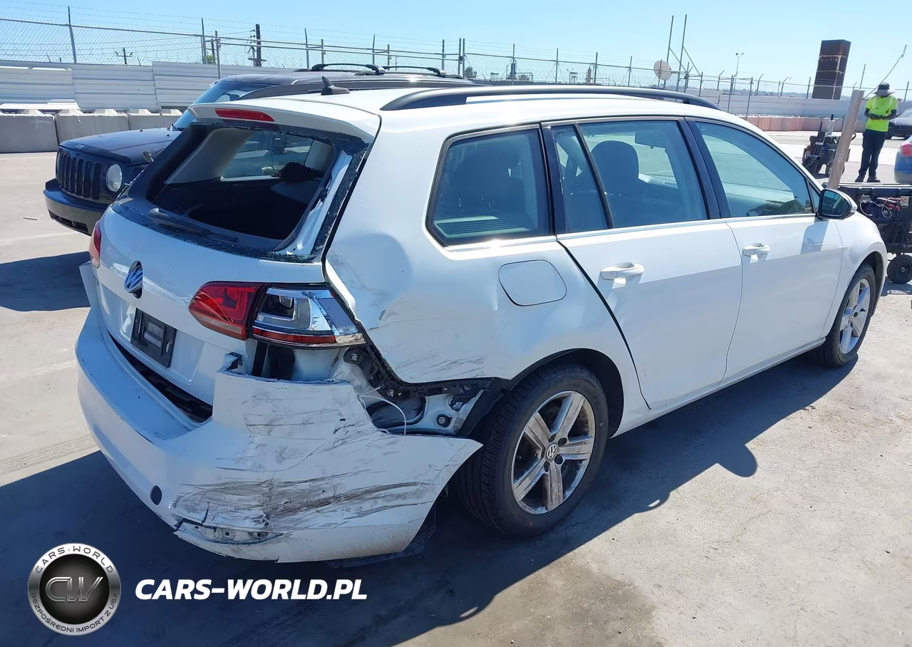 2015 Volkswagen Golf Sportwagen Tdi S 4-Door VIN:3VWCA7AU4FM516594 - 4