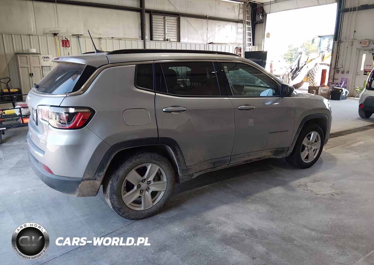 2022 Jeep Compass Latitude Fwd VIN:3C4NJCBB5NT213717 - 4