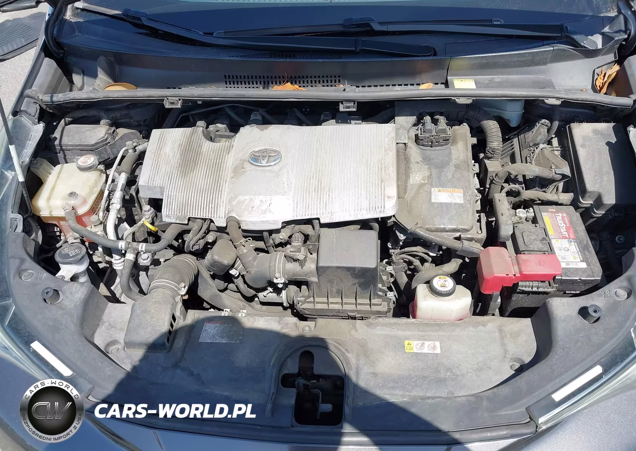 2018 Toyota Prius Two VIN:JTDKBRFU5J3601535 - 10