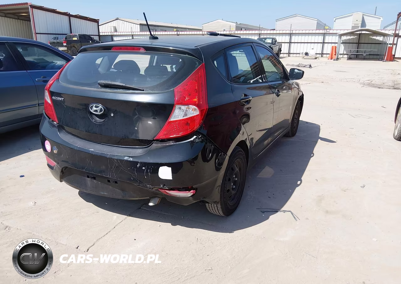 2014 Hyundai Accent Gs VIN:KMHCT5AE6EU194752 - 4