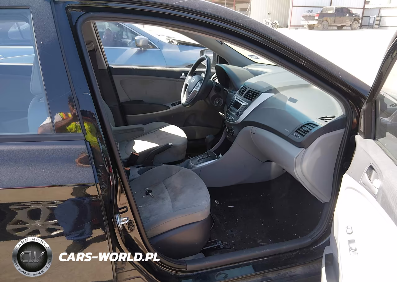 2014 Hyundai Accent Gs VIN:KMHCT5AE6EU194752 - 5