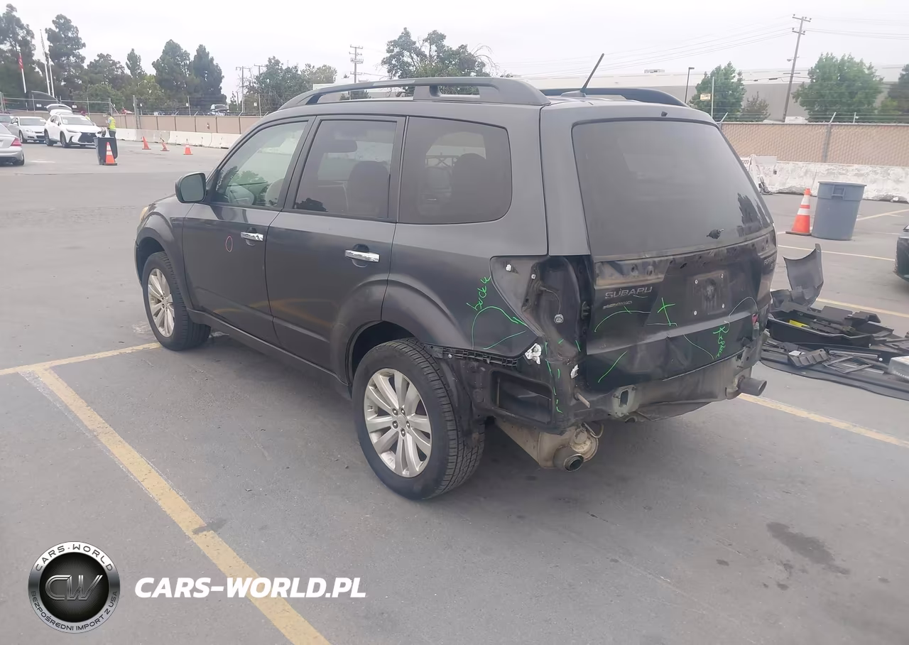 2012 Subaru Forester 2.5X Limited VIN:JF2SHAEC4CH462045 - 3