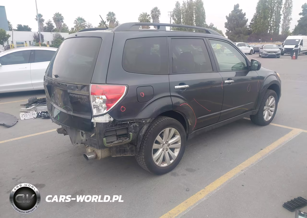 2012 Subaru Forester 2.5X Limited VIN:JF2SHAEC4CH462045 - 4