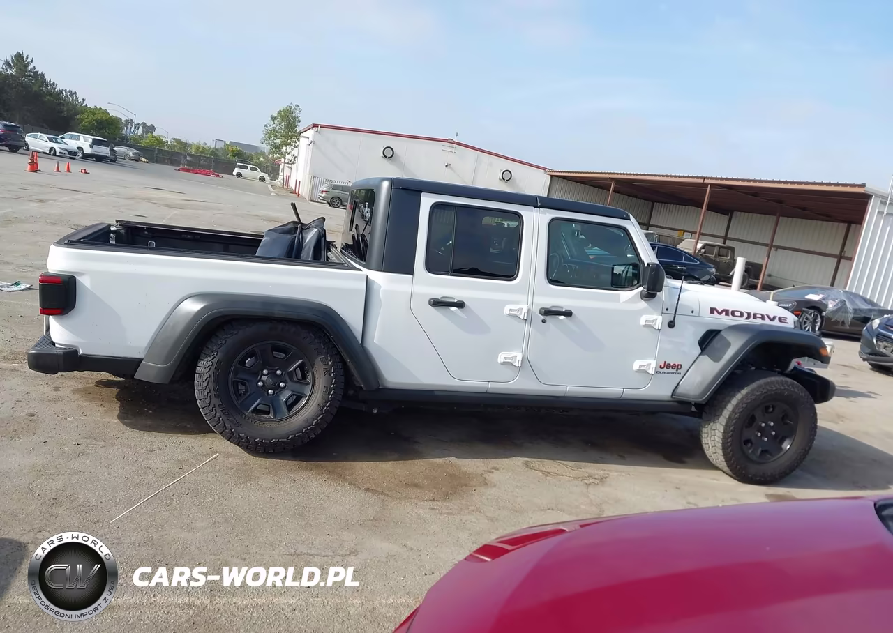 2020 Jeep Gladiator Mojave 4X4 VIN:1C6JJTEG2LL209677 - 14